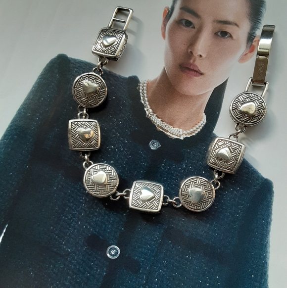 BRIGHTON LINK TWO TONE REVERSIBLE CRYSTAL BRACELET - Picture 3 of 6